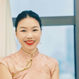 袁心鹿,国家三级心理咨询师 ,情绪管理、人际关系、个人成长